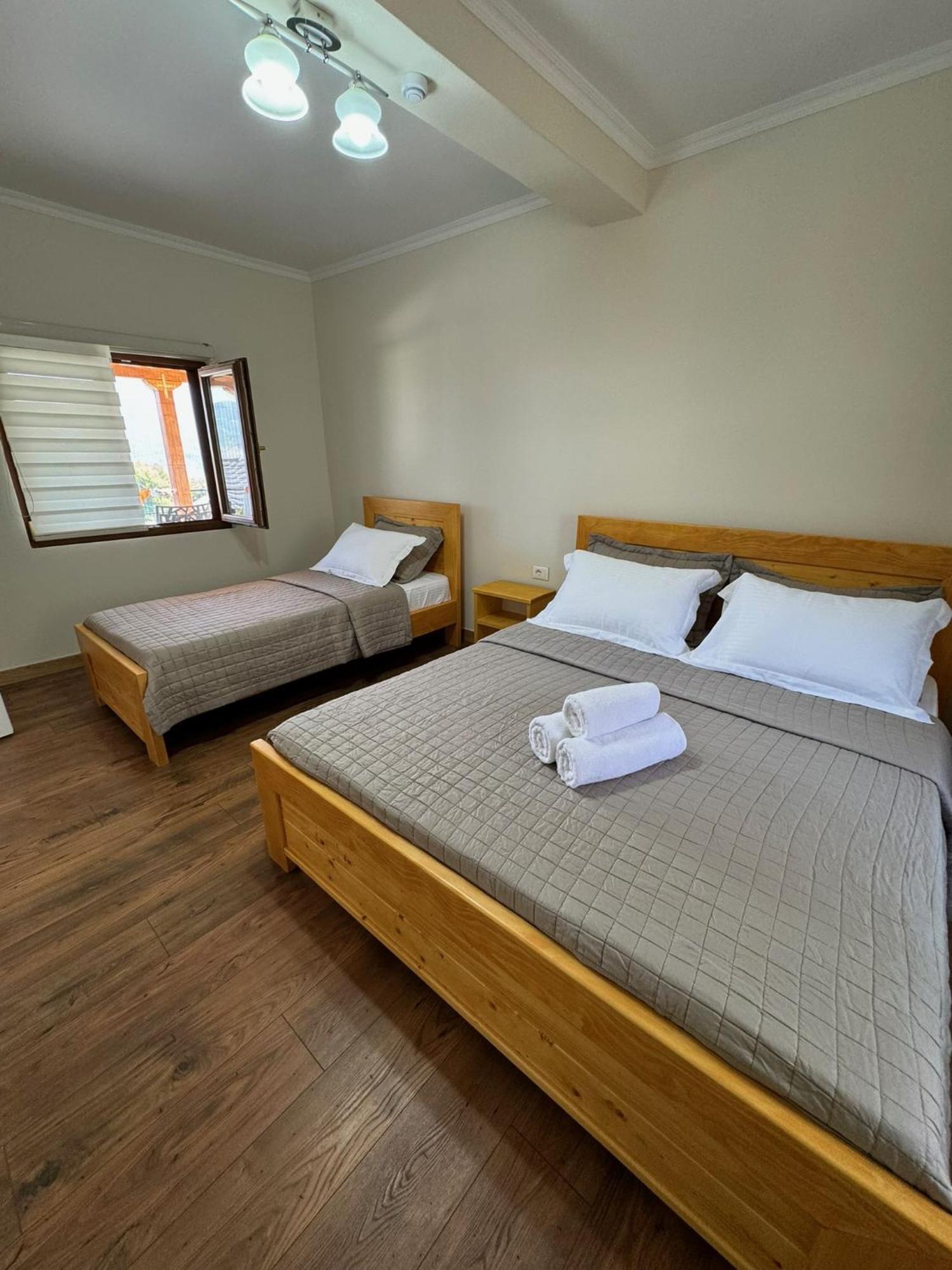 Përmet Villa Sana Rooms מראה חיצוני תמונה