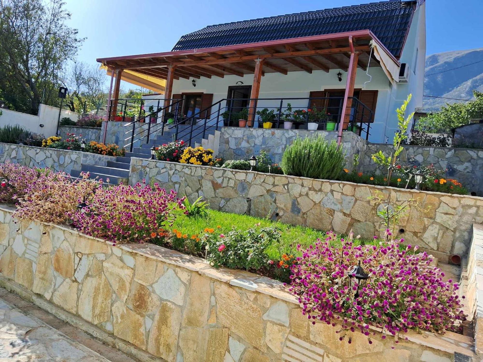 Përmet Villa Sana Rooms מראה חיצוני תמונה