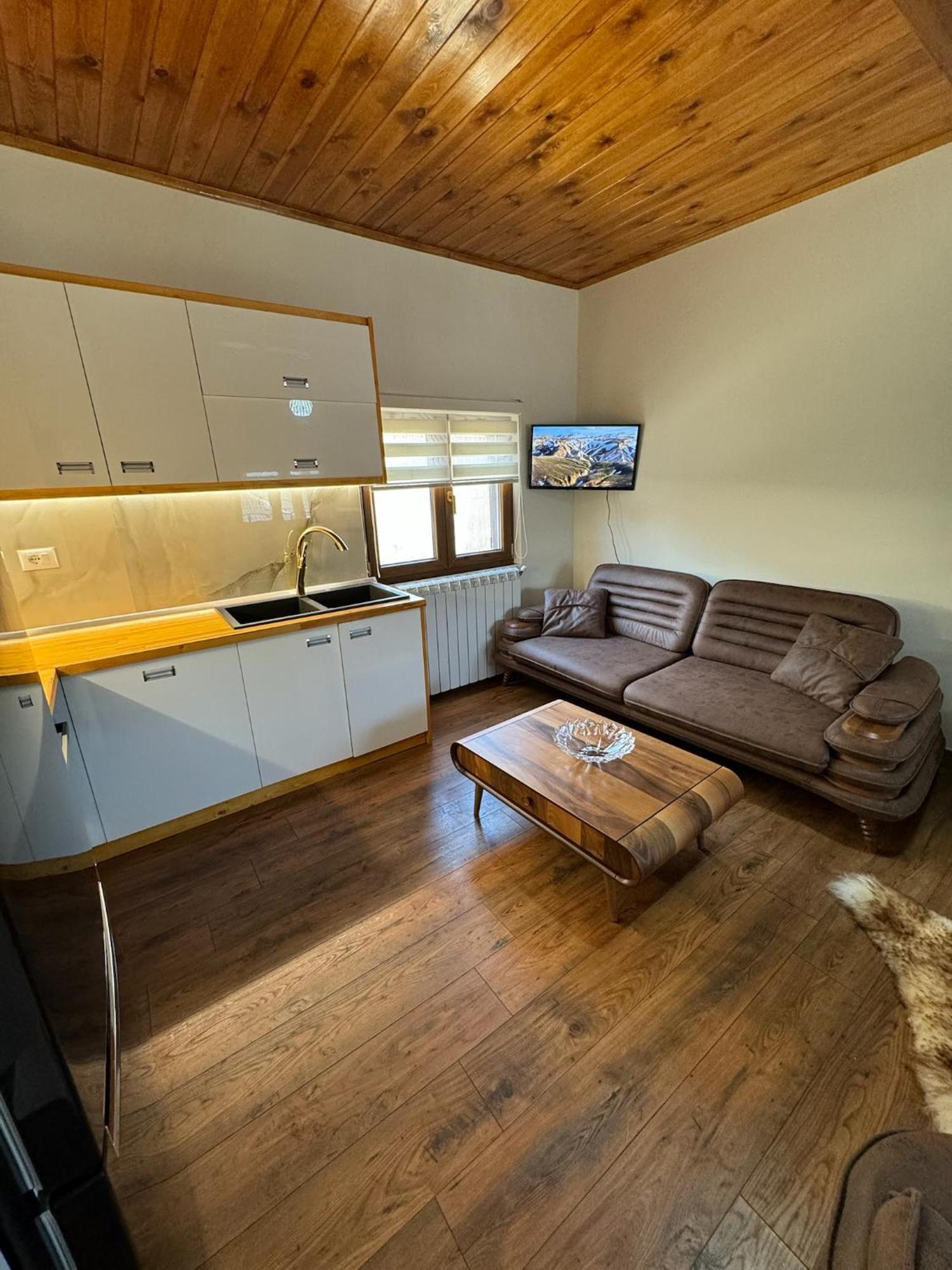 Përmet Villa Sana Rooms מראה חיצוני תמונה